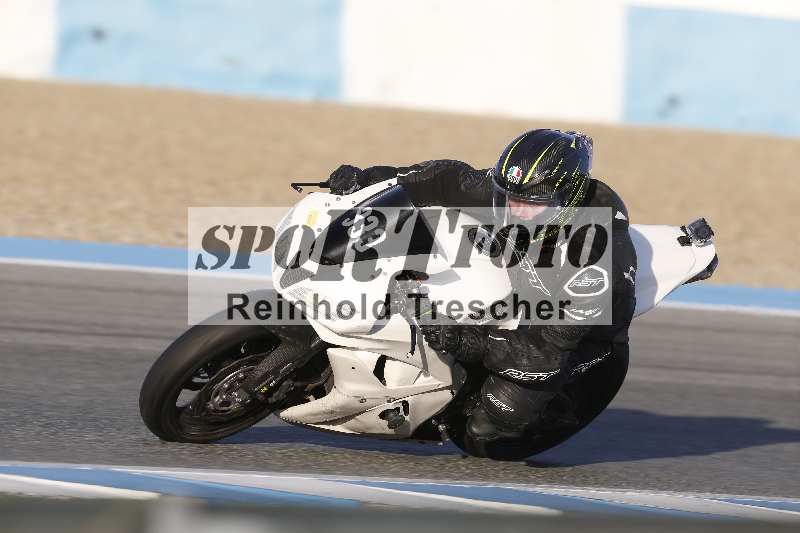 /02 28.-31.01.2025 Moto Center Thun Jerez/gruen-green/333